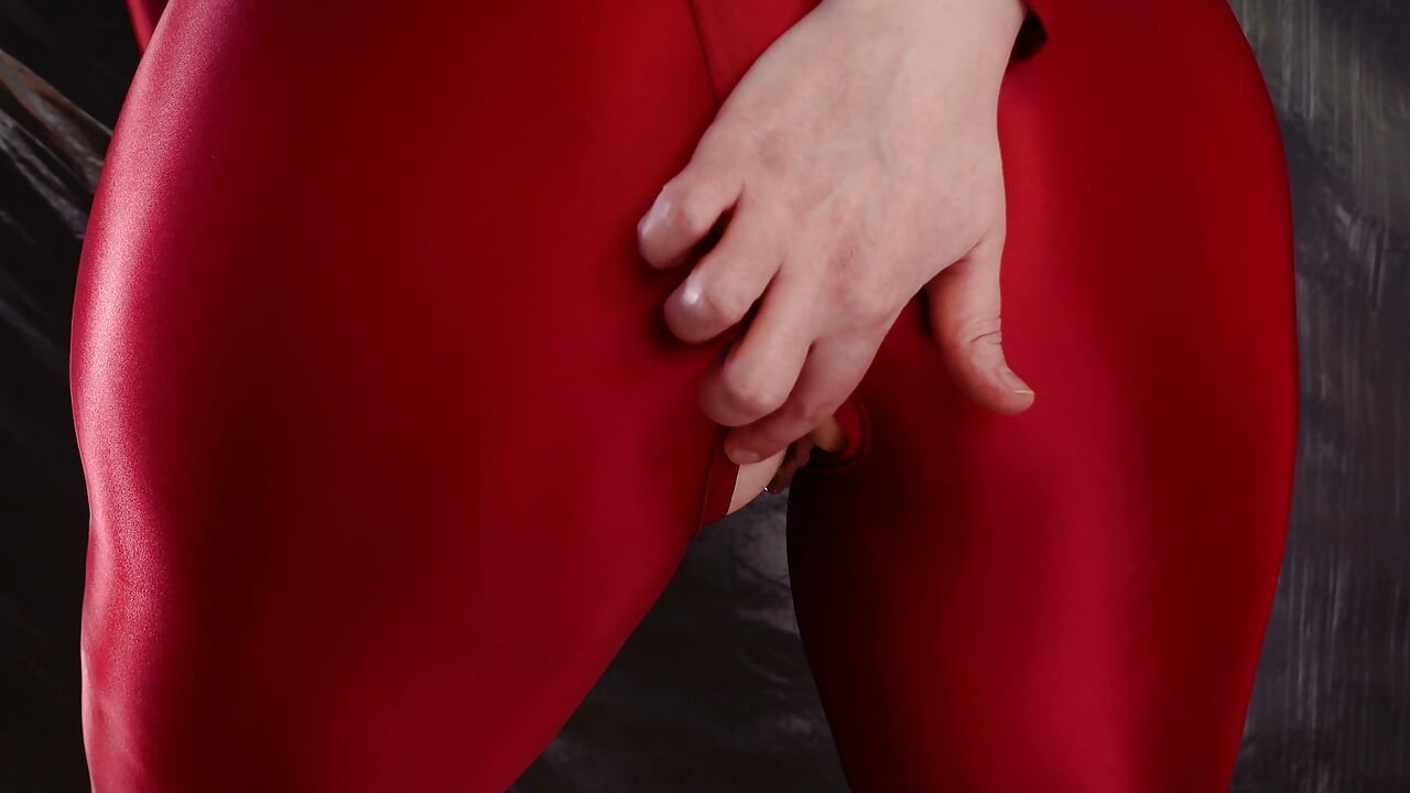 MILF stepmother seduce you in spandex