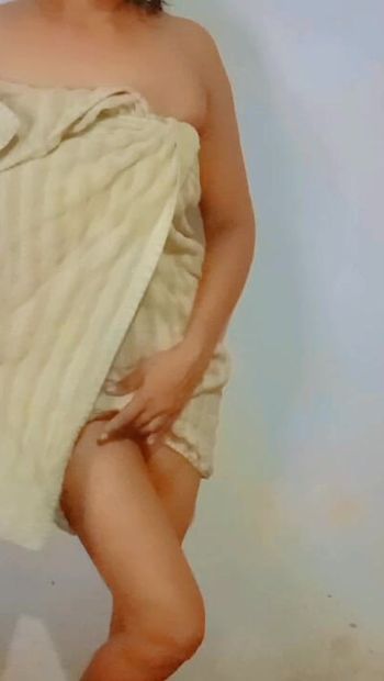 Srilankaanse sexy koppel seks video.srilankan seks, Aziatische vrouwen plezier met haar vriend.jong stel plezier en hete seks, Indisch koppel seks.hete en sexy vrouw met plezier daar kamer.dorpspaar sexy video