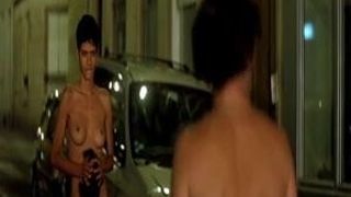 Omahyra mota nudo femminile e scena di sesso