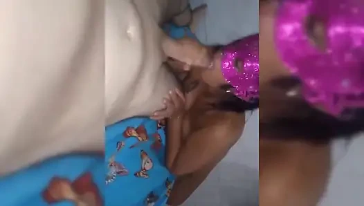 Friend Comes Home at Night When I Invite Her to Watch Netflix but She Ends up Swallowing a Big Cock She Is From New York United