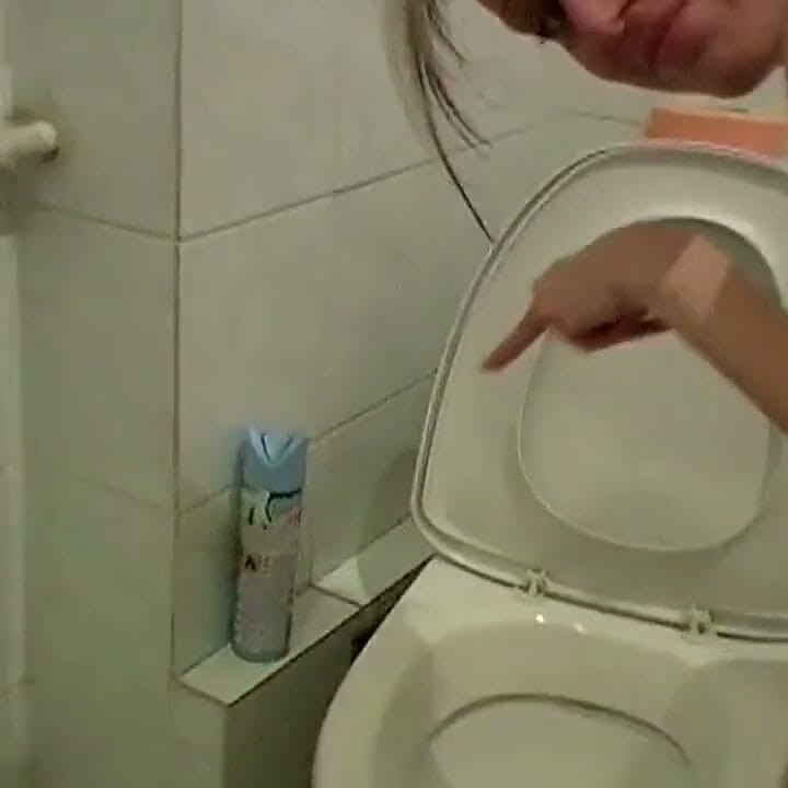 Woman Pee