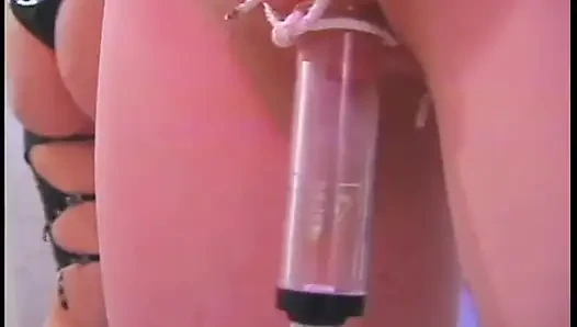 Deri vitesli şehvetli kızıl saçlı minyon bebek gibi kız
