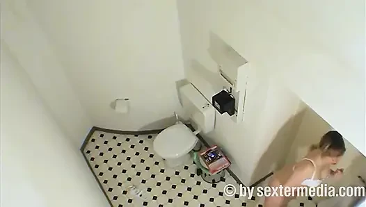 Seks telepon amatir di toilet dokter