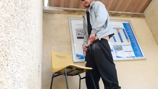 Jerking off on the station platform