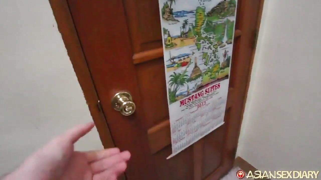 AsiansexDiary. Zwei asiatische freunde tagten großen fremden schwanz im team