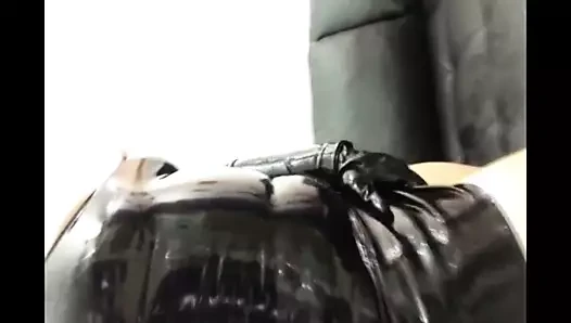 I love be latex slut of Mastro Lorenzo