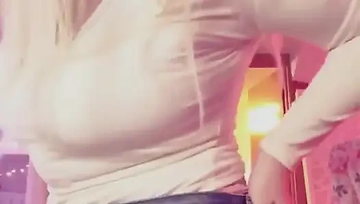 Leherku yang sakit, punggungku