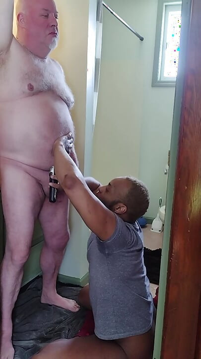 Shaved and Sucked! Bear Gets Shaved by BBC Then Sucked off!!
