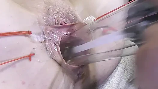 Jauh Menyebar Vagina Close-up Fucking Dengan Lampu 1000watt