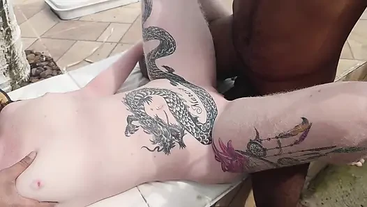 I had a lot of desire to know what a dp was like, I took advantage of my two employees to fulfill my wish