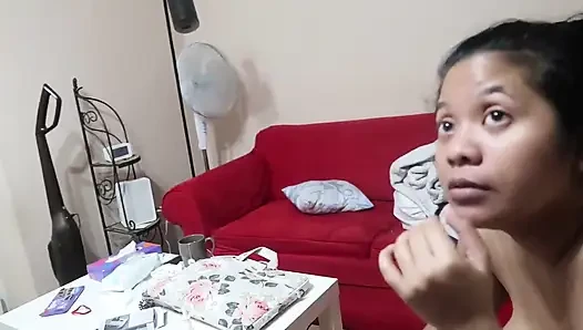 Indonesian Girl Open Her Mouth for Cumshot