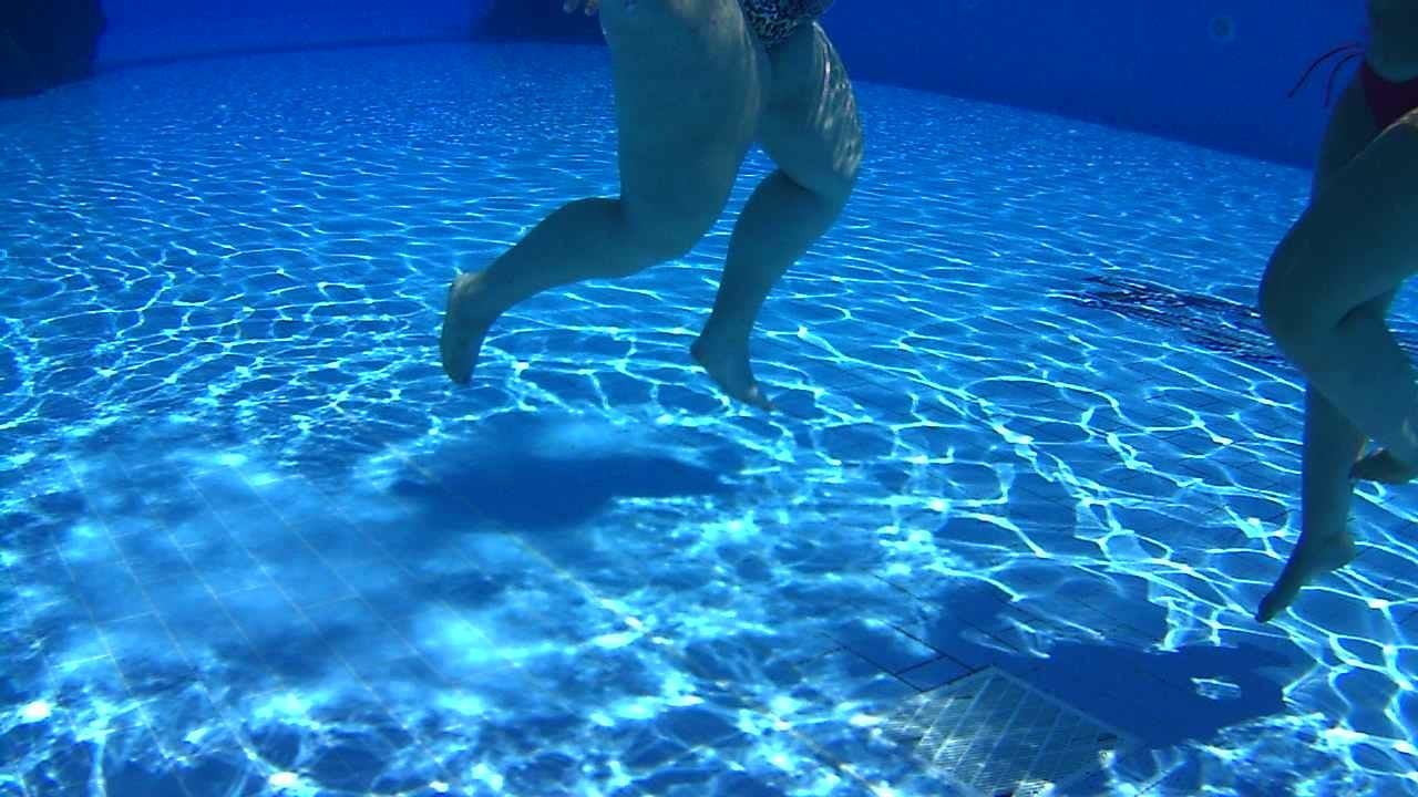 nice legs in the pool