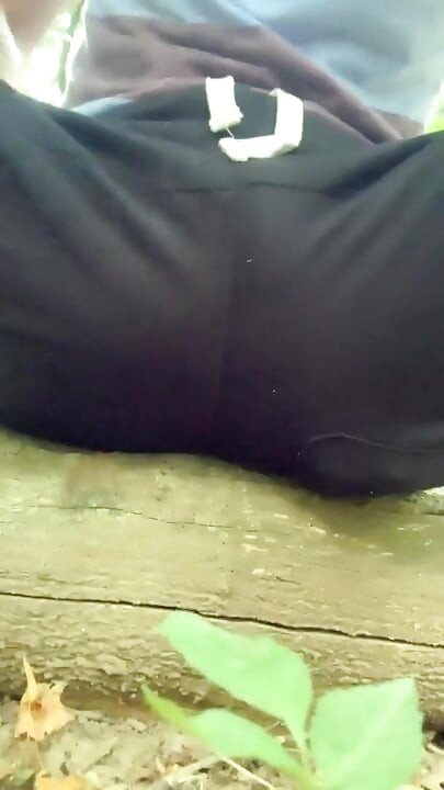 Twink Farts Long Loud and Wet - Outdoor