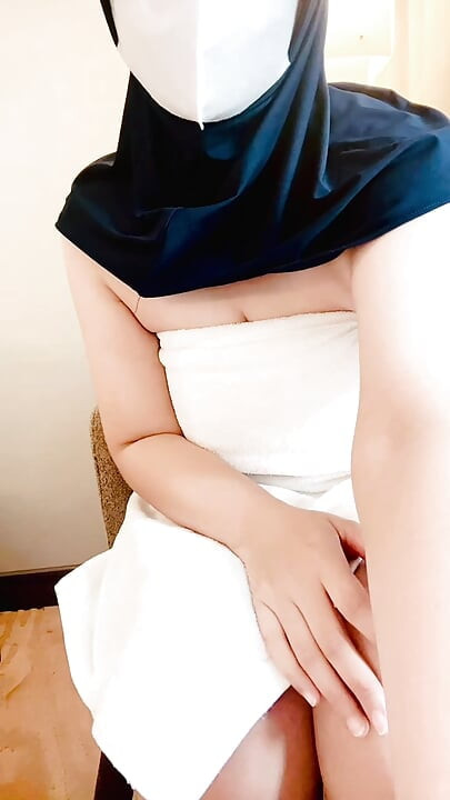 Cute Girl Showing Off Her Pussy Up Close