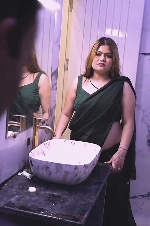 Desi Hot Beautiful Girl Gets Fucked by Plumber