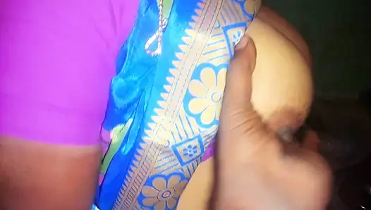 Hintli güzel teyze güzel göğüsler sert