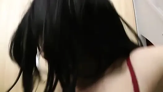 Tante seksi rambut cokelat dientot sama dua kontol besar pria kulit hitam