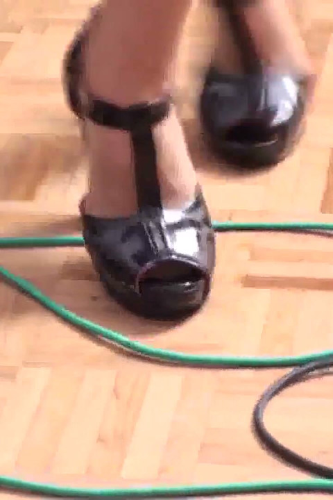 High heeled lady crushing cables