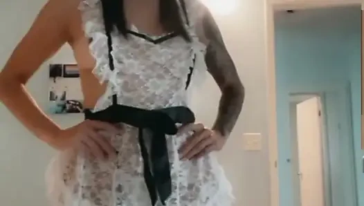 CHEF, FICK BITTE DEIN SEXY ZIMMERMÄDCHEN!