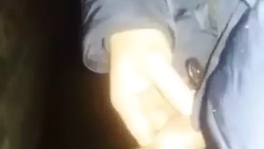 sokakta işemek