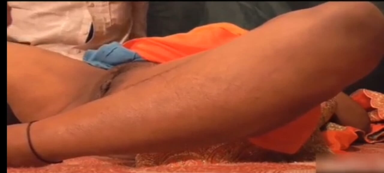 Indian desi mallu aunty hard sex with Play boy at home