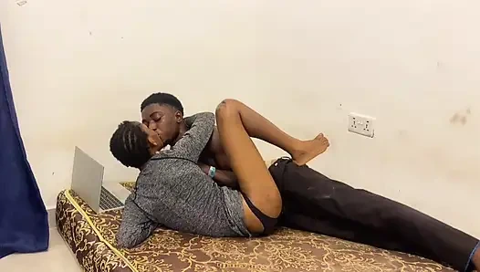 Yahooboy dientot habis-habisan sama pacarnya