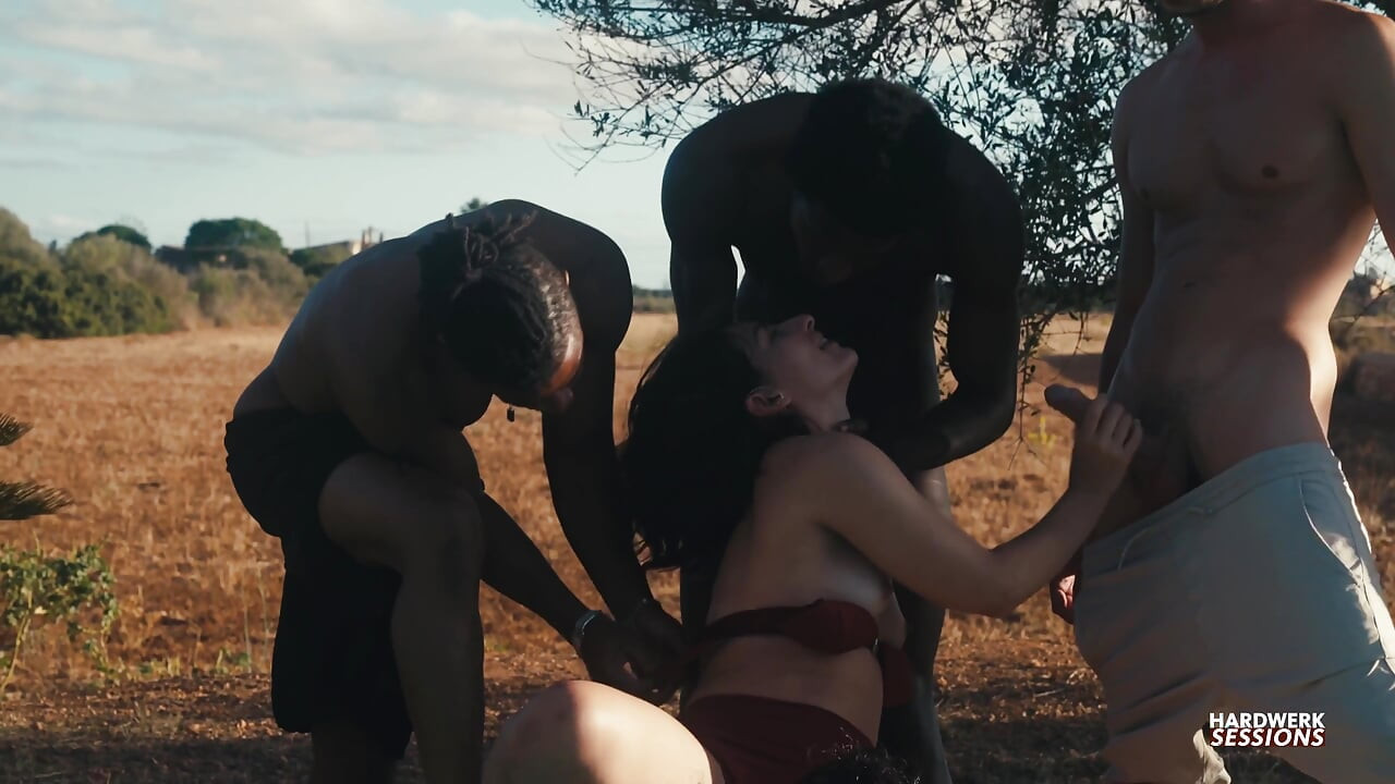 Sesi gangbang sama tula vida