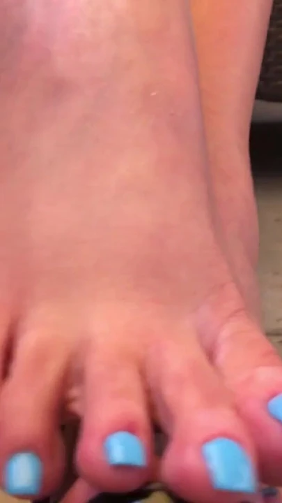 Key moment from "Sexy Feet Tease And Walking In High Heels Showing Blue Toes"