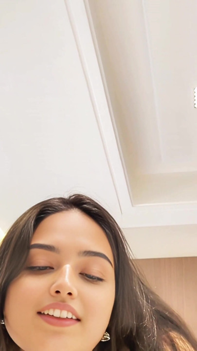 Sexy indiana professora fodida por aluno na aula de áudio hindi | Clipe 2