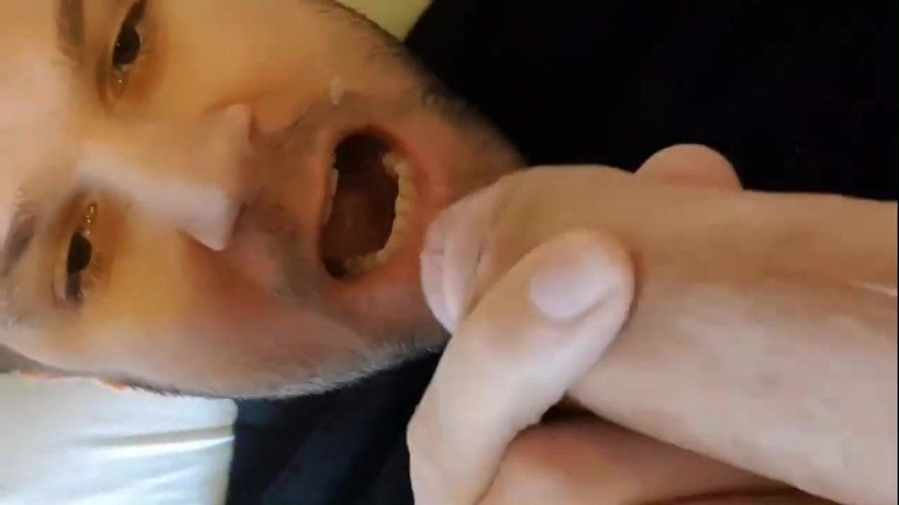 Uncut Spunker 23