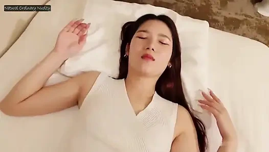 Tangan yang Tak Tertahankan - Pijat mewah yang melelehkan kendali dan mengarah ke akhir yang meluap