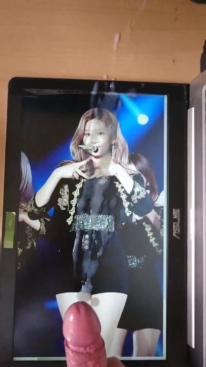 Izone minju cum tribute