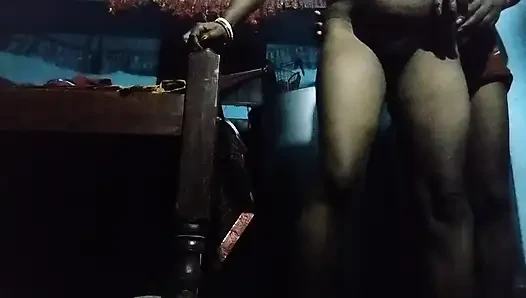 Akli ghar me parosi se chodvaya