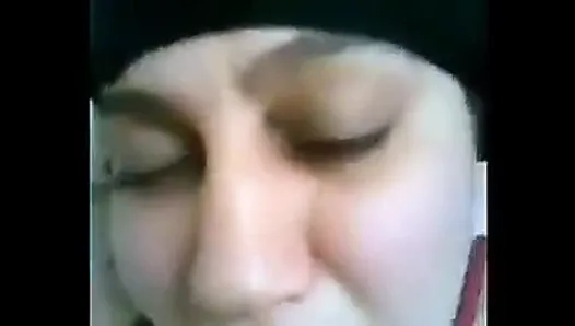 Wife in a niqab enjoys sex with young lover