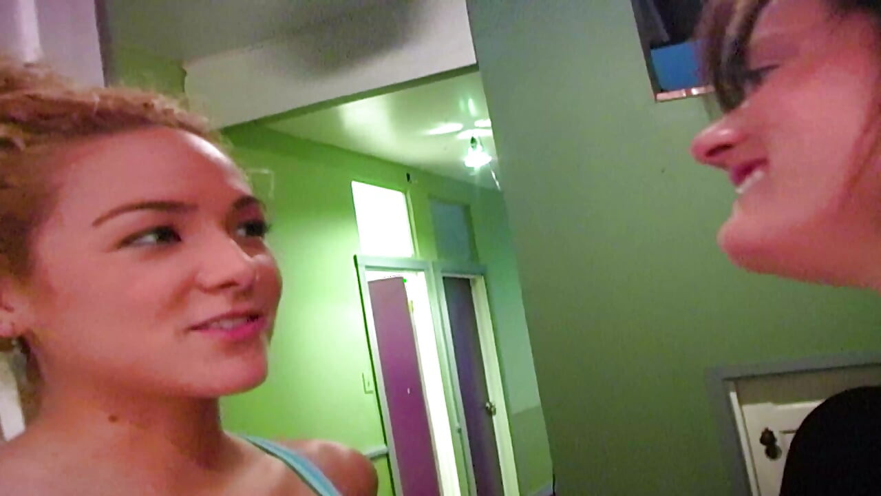 Manojob Classic: Teagan & Kiera