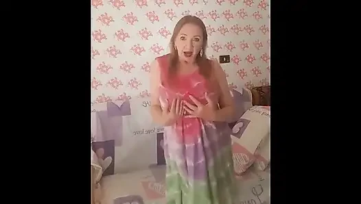 Untuk pecinta payudara dan ketiak besar yang menjuntai.