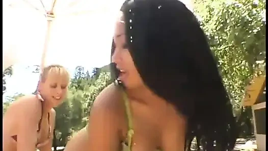 Audrey Leigh, Dragonlily ve Venüs