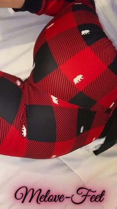 Compilation of Melove's Delicious Butt in tight Pants | Clip 2