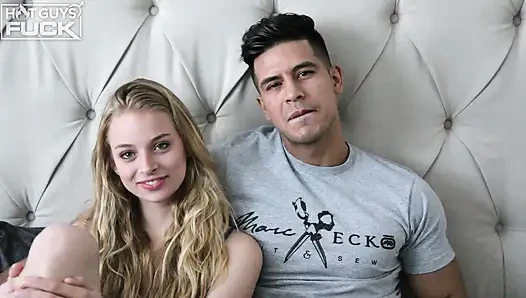 Model mega latino lagi asik ngentot sama cewek rambut pirang amerika untuk pertama kalinya