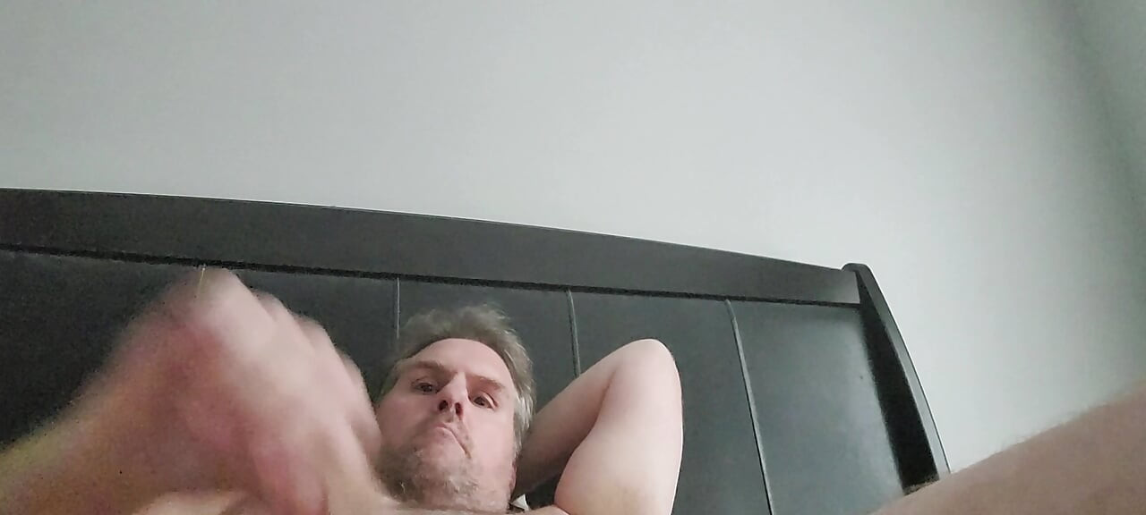 Mature man jerking off upclose no cum
