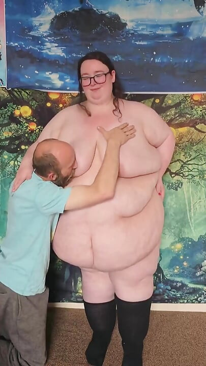 SSBBW Stripped and Kissed Belly Caressed