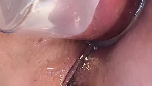 Extreme nahaufnahme doppel-vakuum-pump-arsch und muschi