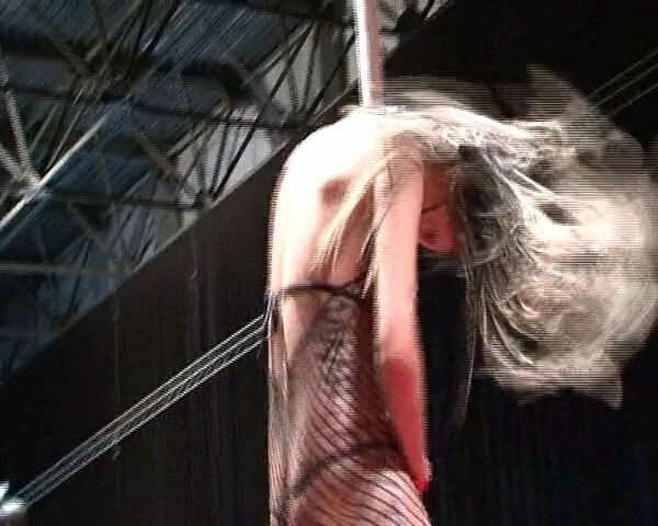 Charlye in stage - uncut