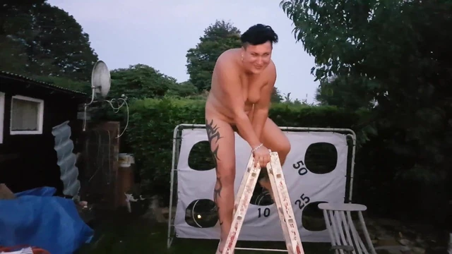 Mature Piss Slut Jessica