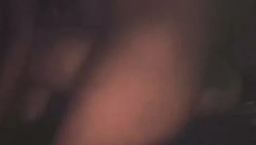 Hintli ateşli çiftler derin sikişiyor