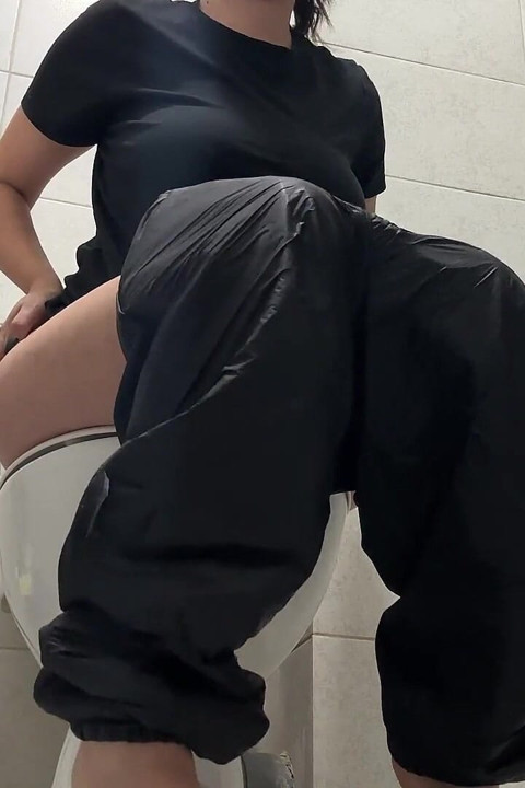 Crazy Toilet Farts in Black! Nipple Pops