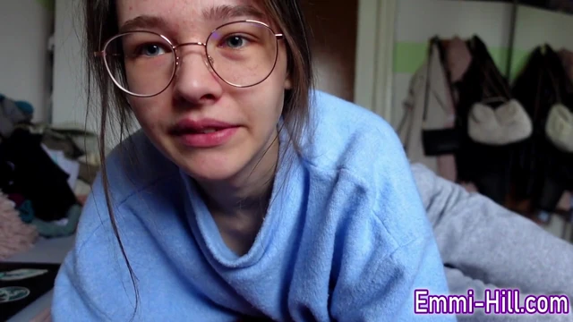 18yo BIG LABIA TEEN SQUIRT ORGASMS!!!