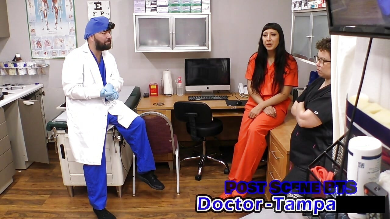 Dr Tampa - 간지럽히는 인간 기니피그 - 셀레나 사티바