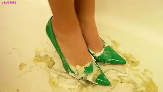 Bella green heels food crush preview