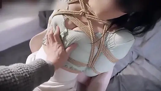 Ms6- vibrator bondage dengan sepatu hak tinggi